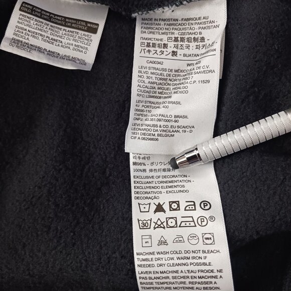 NWT Levis Men's Long Sleeve Pullover Sweater Blue Size Large Embroidered Logo - Picture 5 of 6